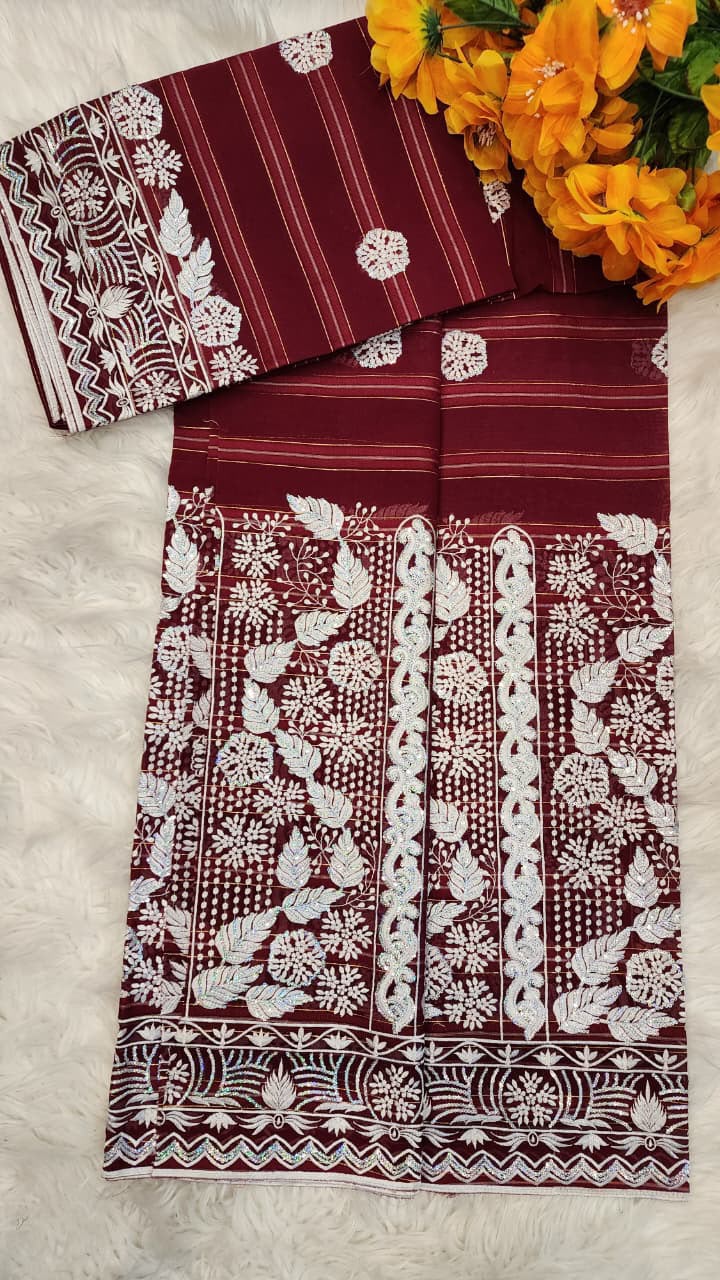 Salouva jaune moutarde brodée rouge et blanche motifs flammes fleurs et feuillages