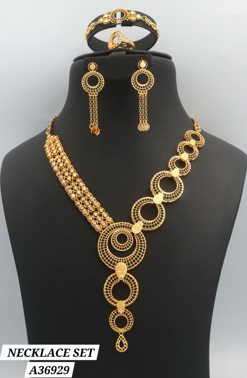 Parure collier losanges filigrane doré A78275