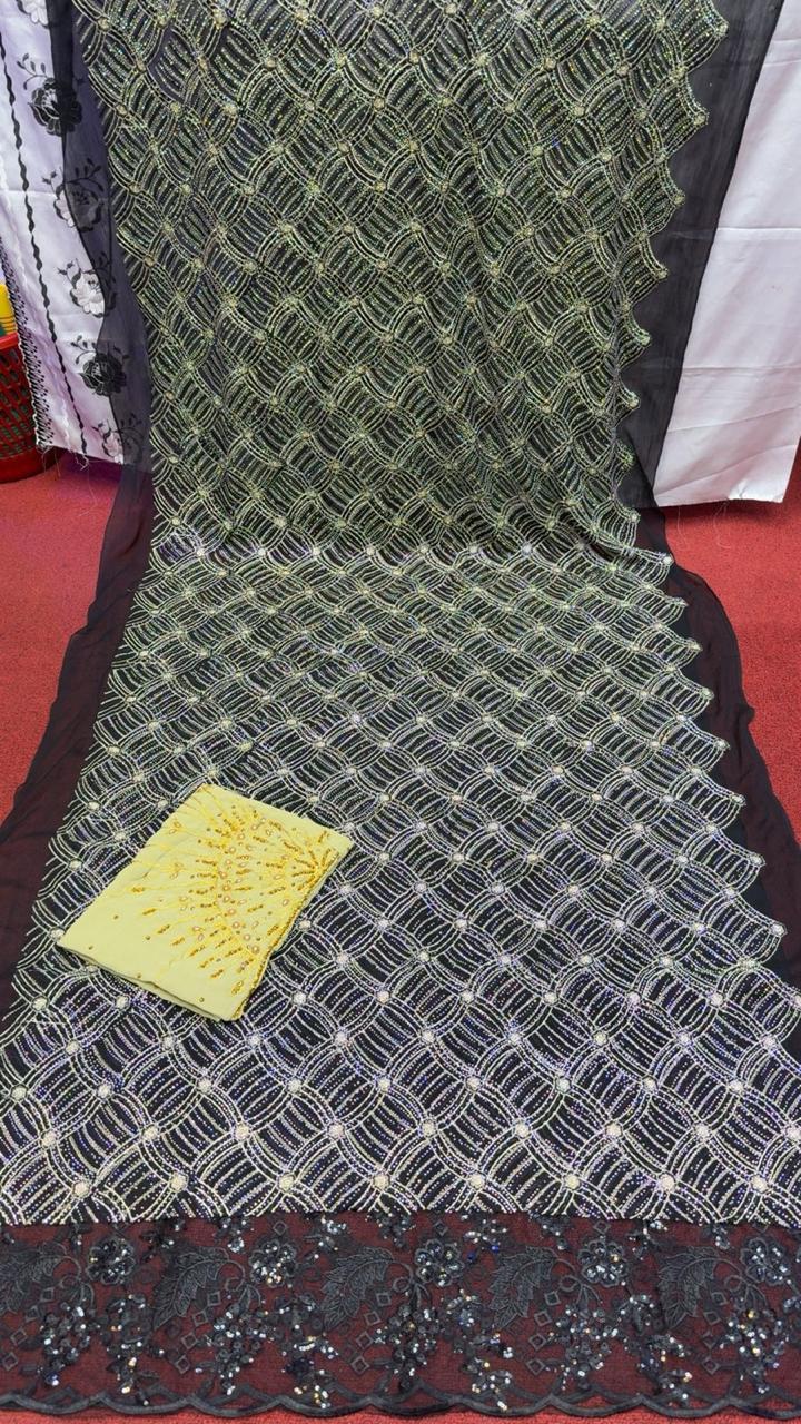 Salouva 3PICE - Vue détail broderie