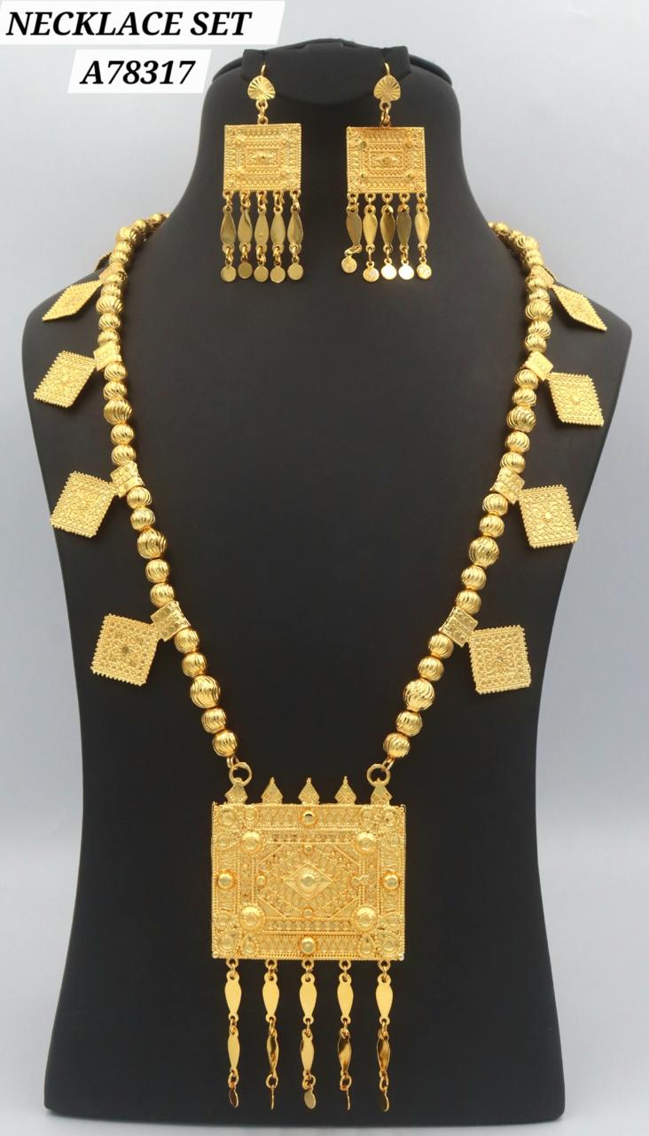 Parure collier plaqué or losanges filigranés A78275