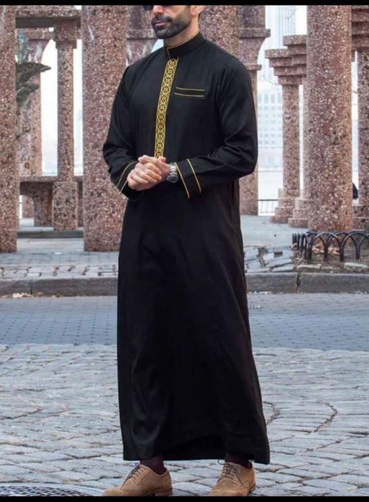 Thobe blanc djellaba col V broderie marocaine manches 3/4