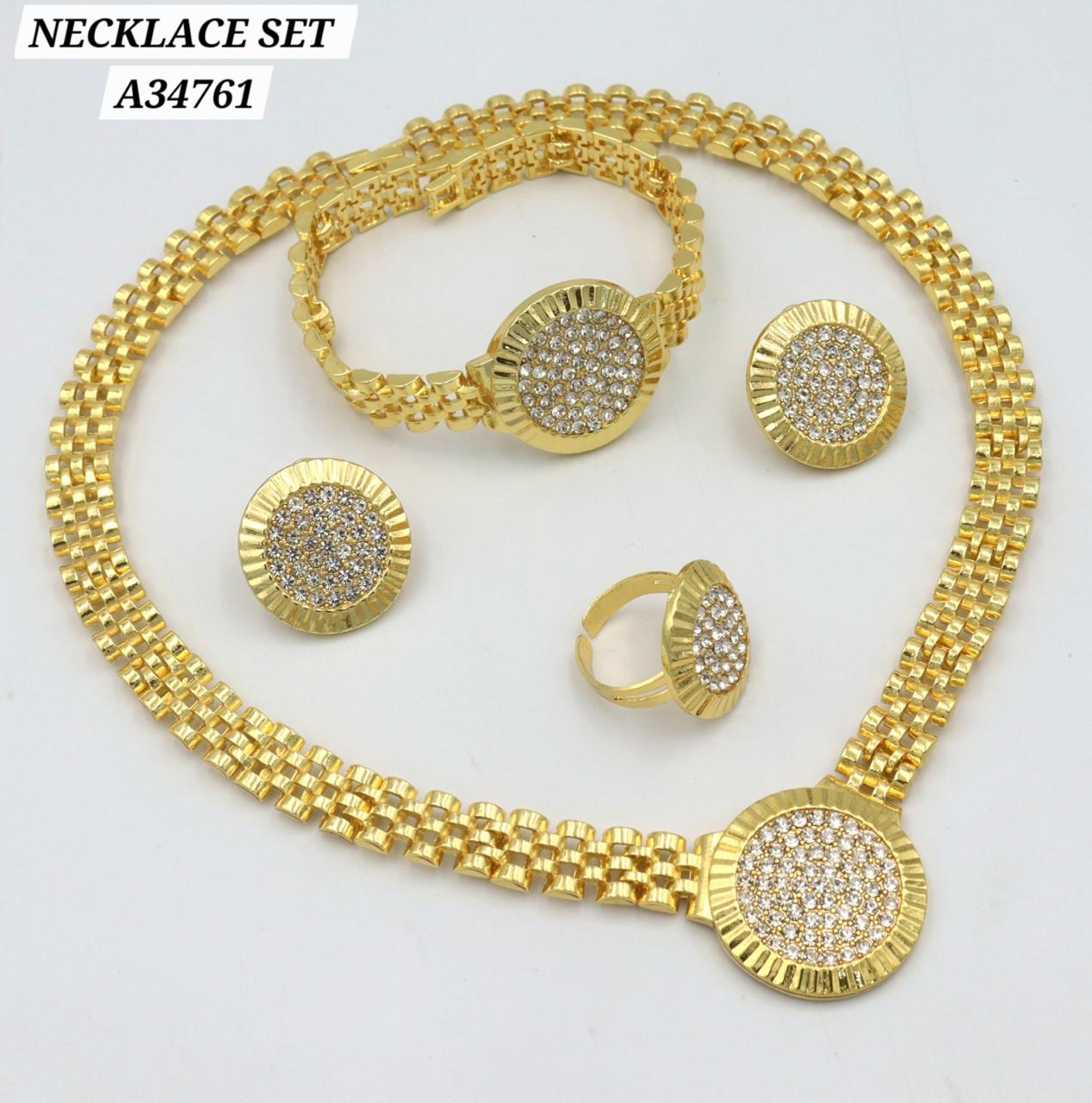 Parure collier long plaqué or boules texturées A34839