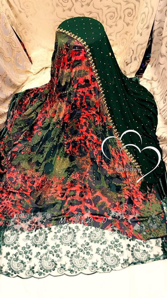 Salouva 3 pièces bleu glacier médaillons dorés et voile blanc