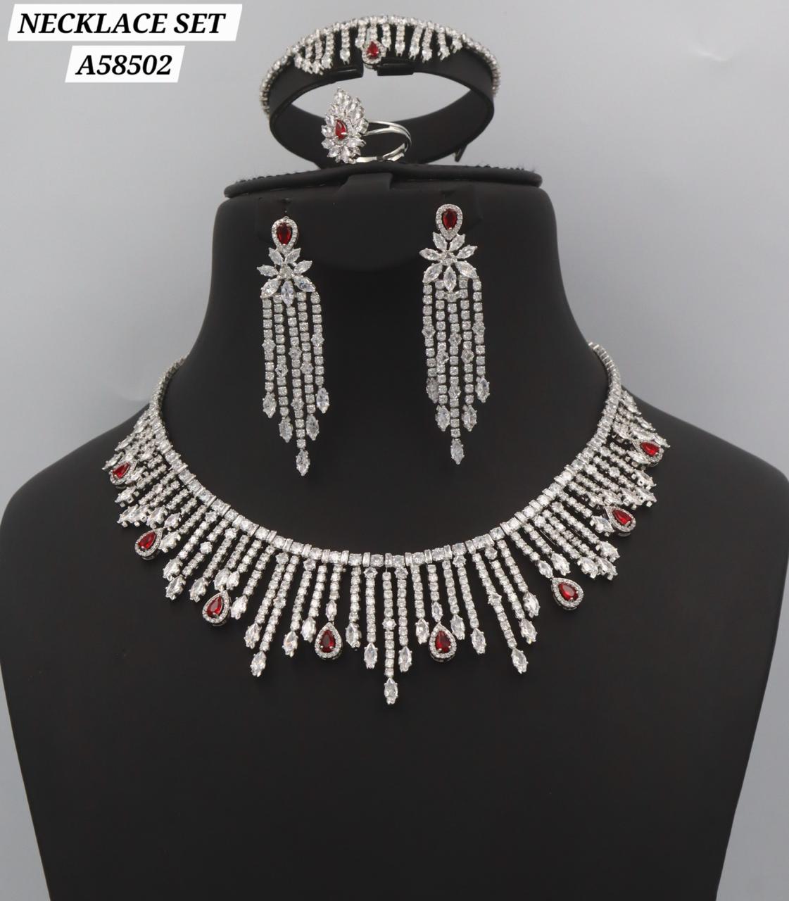 Parure locket set anneau doré texturé zircons réf A58010