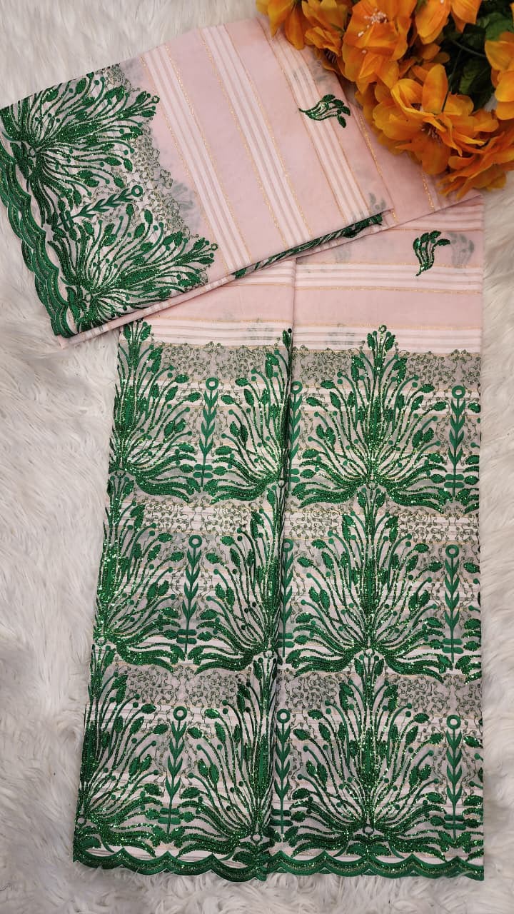 Salouva bleu ciel brodée dorée avec sequins motifs arbres et flammes