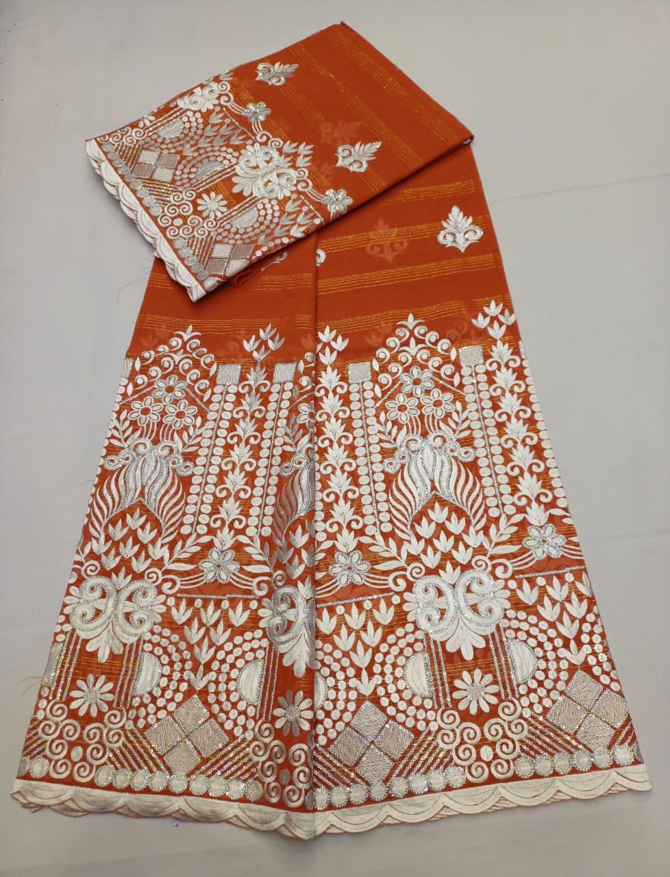 Tissu Salouva bleu roi avec motifs feuillage rose poudré
